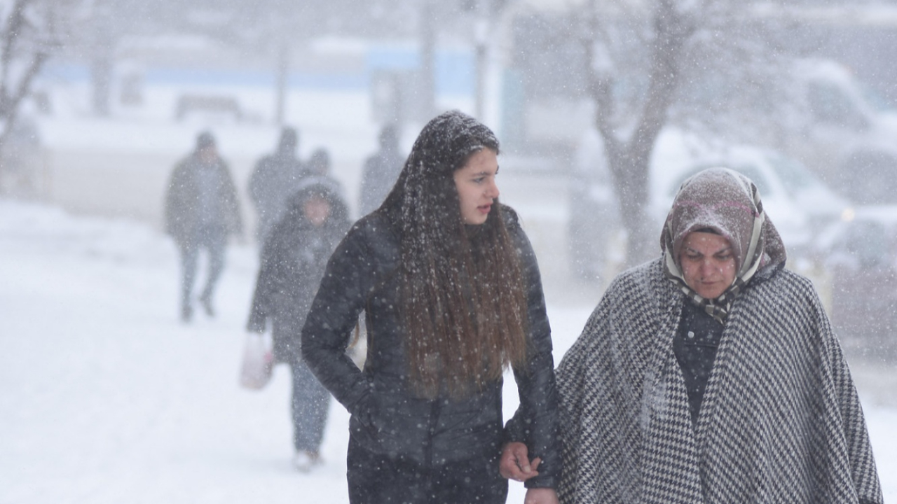 Meteoroloji'den 4 ile kar uyarısı