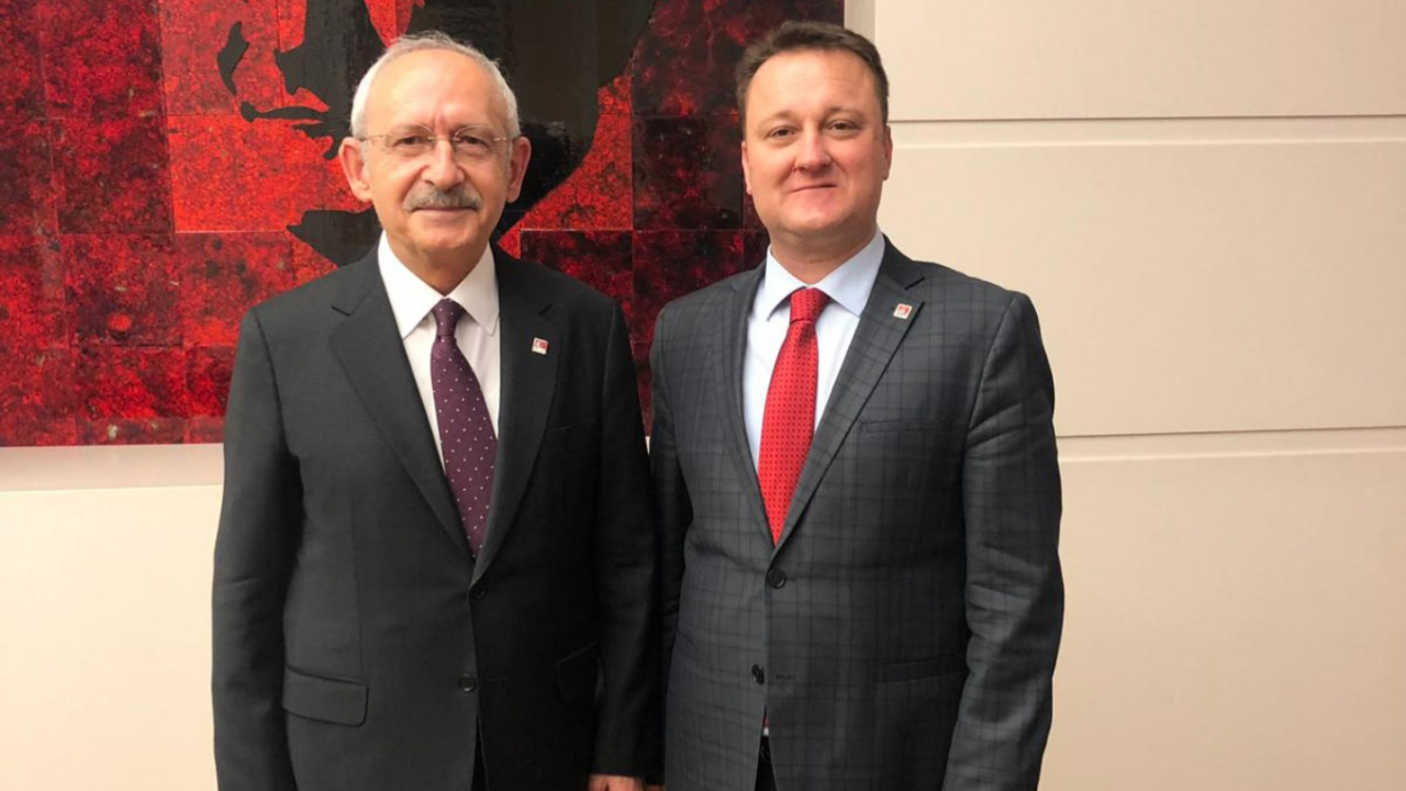 CHP'den istifa eden Menemen belediye başkanı da gözaltında