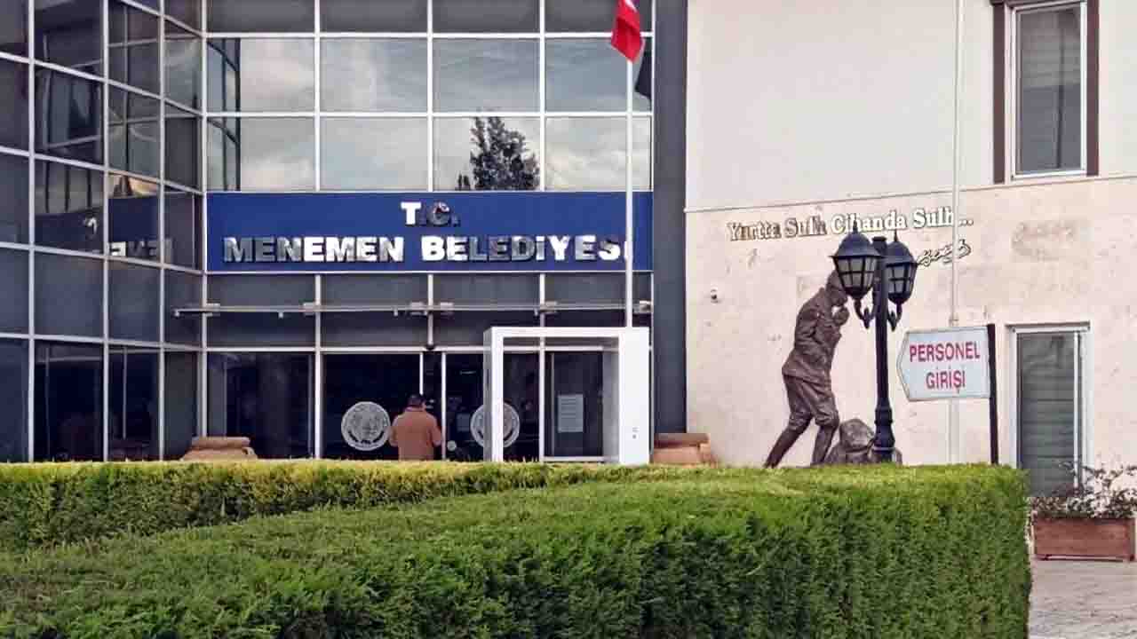 CHP’li Menemen Belediyesi'nde iğrenç kokular!