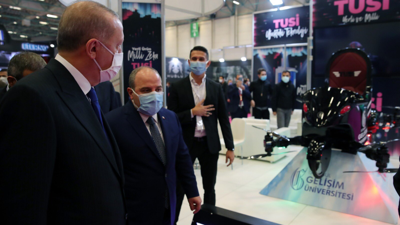 Erdoğan, uçan araba TUSİ’yi inceledi