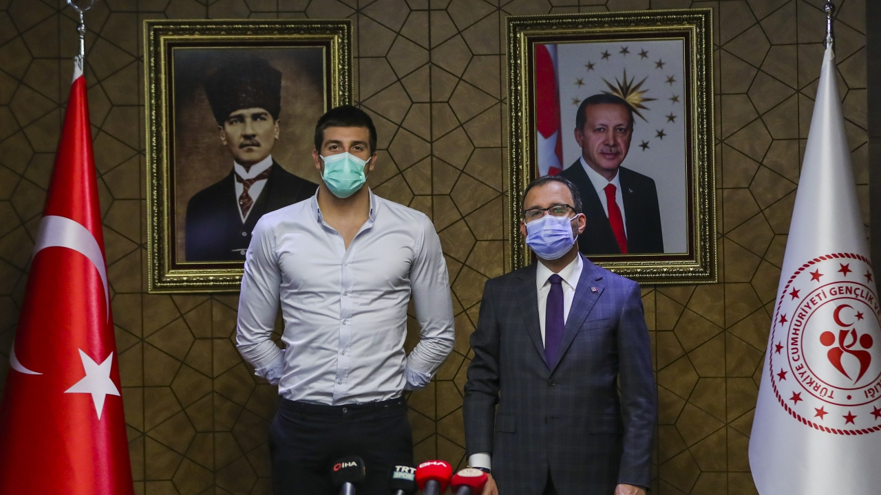 Bakan Kasapoğlu, Emre Sakçı'yı kabul etti