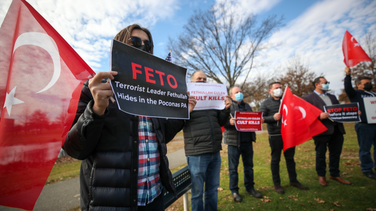 FETÖ'nün ABD'de Türkiye karşıtı faaliyetleri protesto edildi