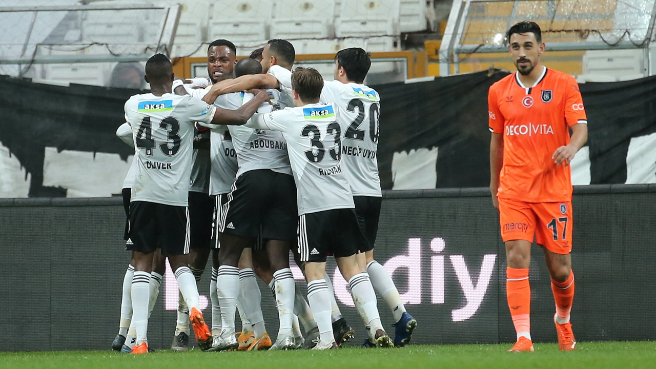 Beşiktaş, Medipol Başakşehir'in 4 maçlık galibiyet serisine son verdi