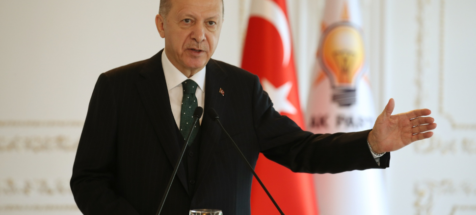 Erdoğan'dan Bülent Arınç ve Cem Küçük'e ağır sözler!