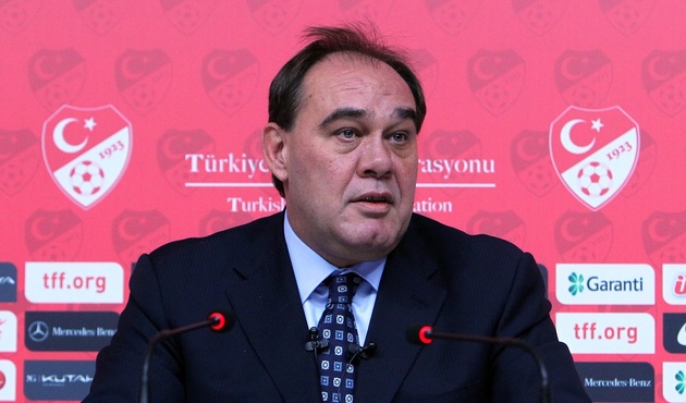 Yıldırım Demirören UEFA'ya gitti