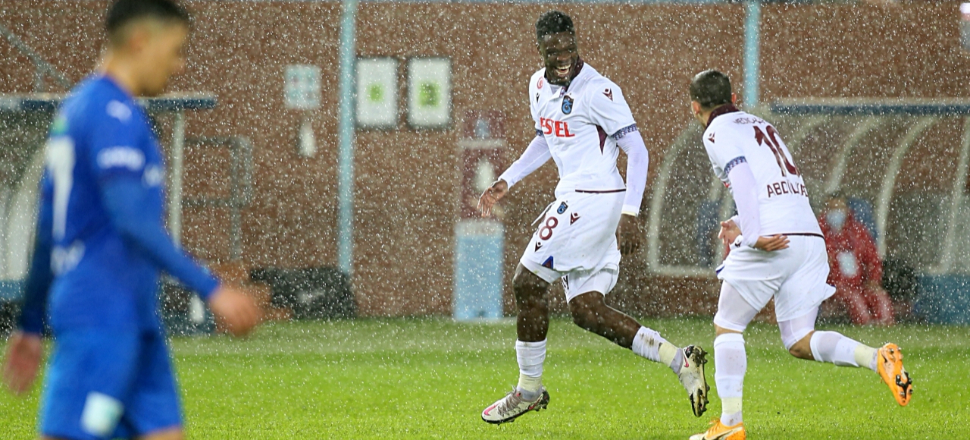 Trabzonspor'da Abdullah Avcı dönemi galibiyetle başladı