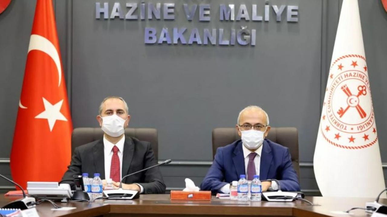 Bakan Elvan'dan iş dünyasına mesaj
