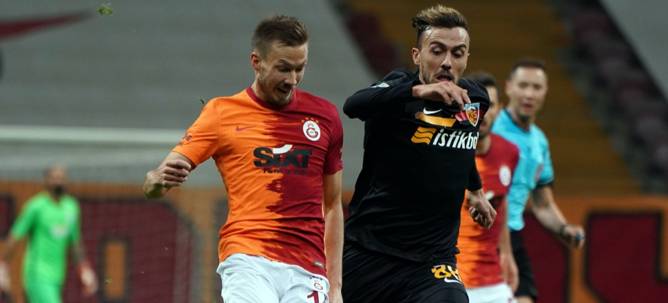 Galatasaray evinde Kayserispor'la 1-1 berabere kaldı