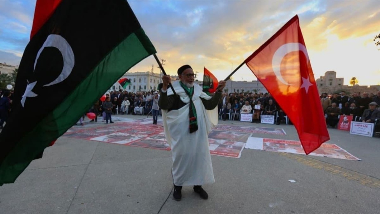 Libya'nın geçici yönetimi belli oldu