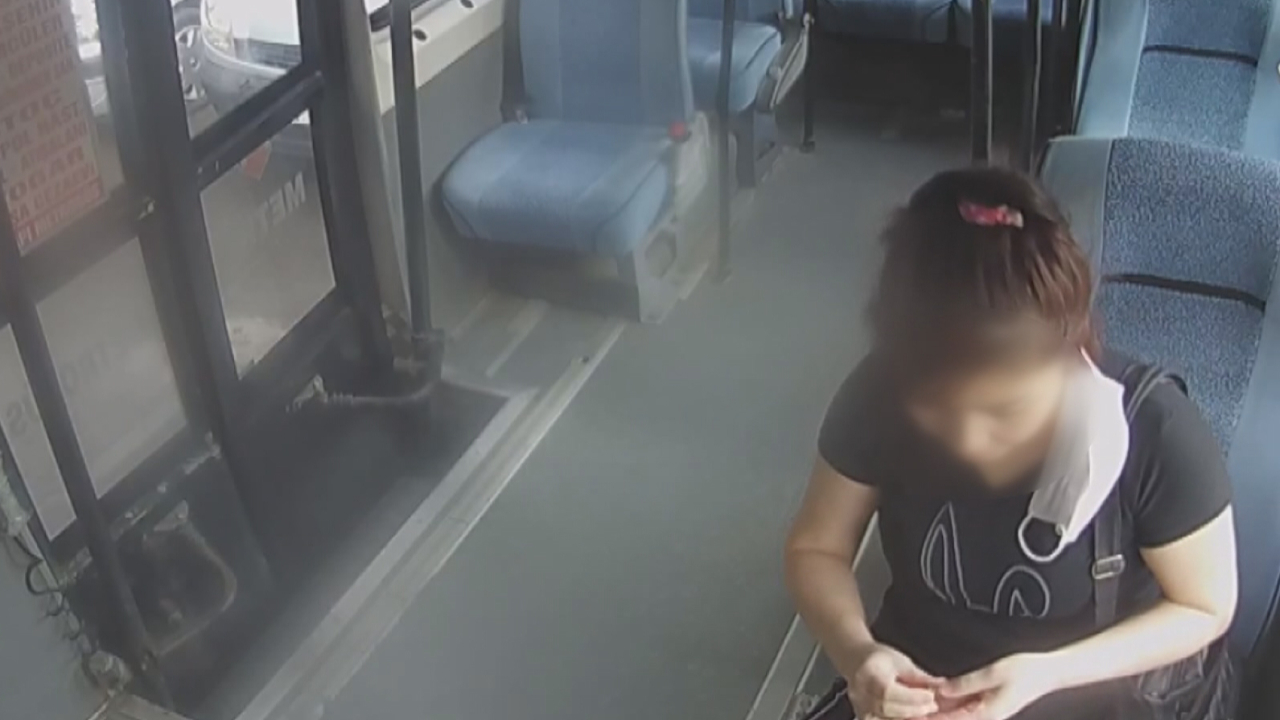 Özbek kadına minibüste korku dolu anlar yaşattı