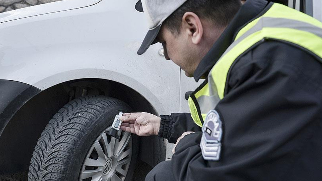 Zorunlu kış lastiği uygulaması 1 Aralık'ta başlıyor! Kış lastiği takmayan sürücülere 776 lira ceza...