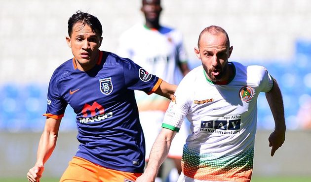 Başakşehir Beşiktaş'ın peşini bırakmıyor!