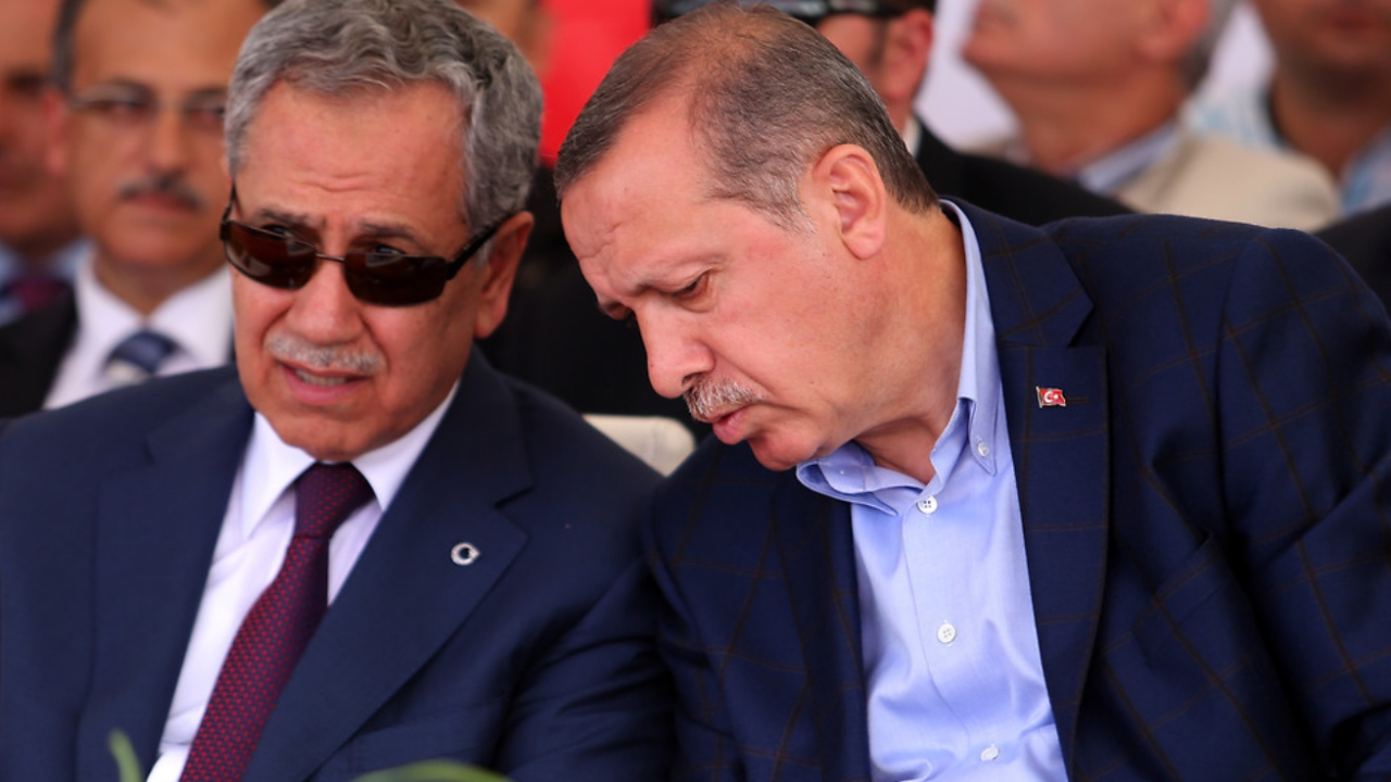 'Ellerinde Kürtlerin kanı olan adamları başımıza çıkarıyorsun'