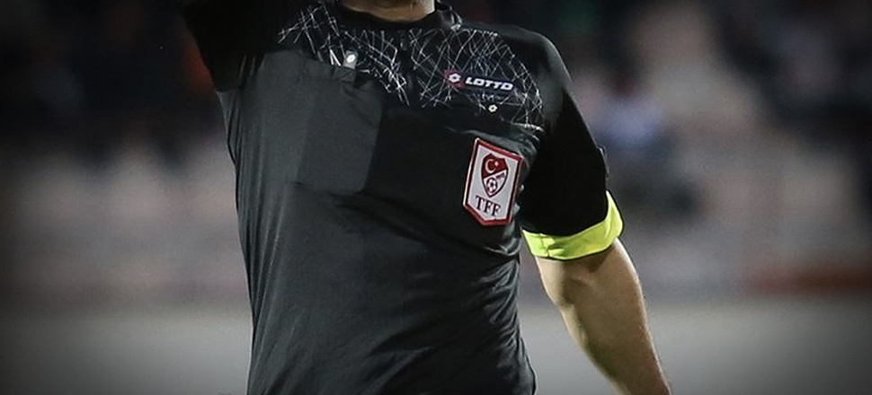Fenerbahçe-Beşiktaş derbisinin hakemi Tugay Kaan Numanoğlu...