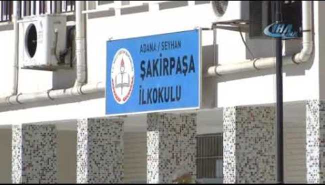 "D"ayakçı öğretmen, "D'" yazamadı diye öğrencisini darp etti...