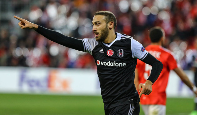 Beşiktaş Cenk için gelen rekor teklifleri reddediyor!
