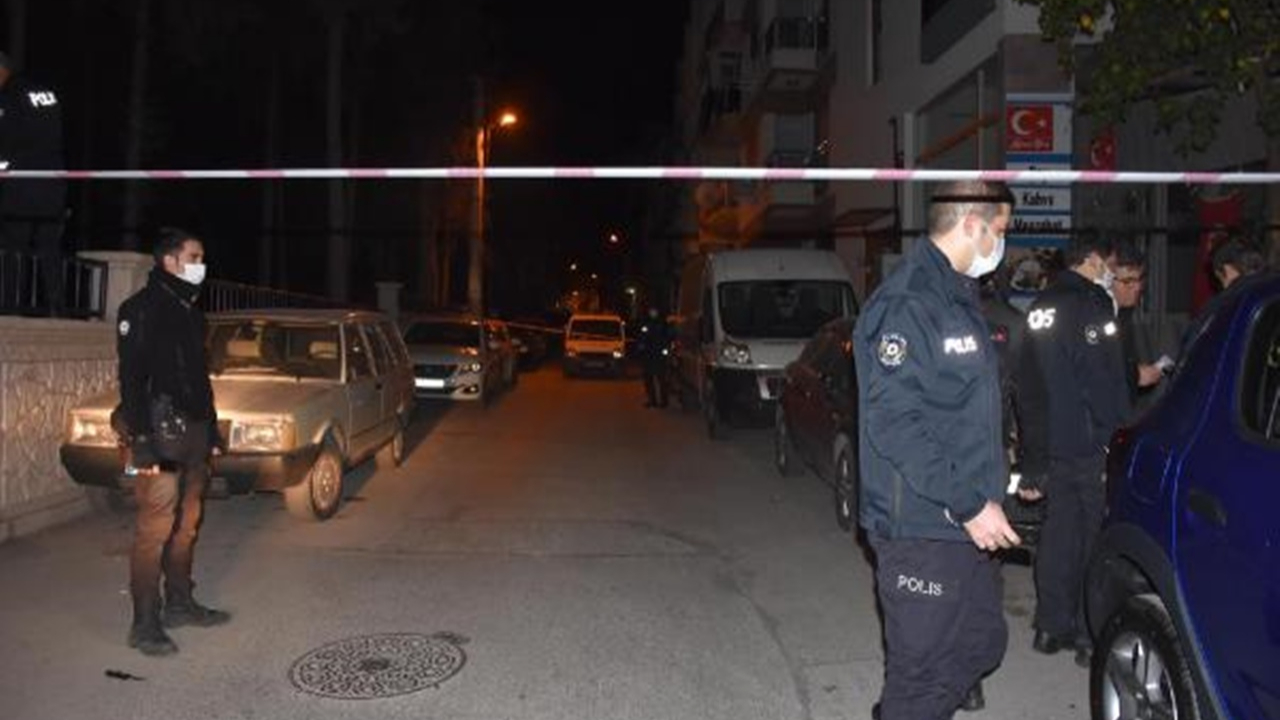 Devriye gezen ekipler iki ayrı sokakta 3 yaralı buldu