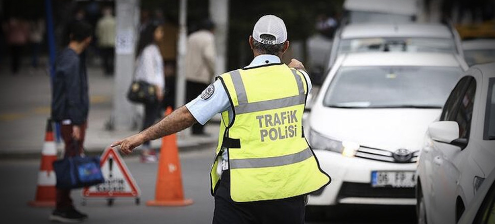 Ehliyet, pasaport harçları ve trafik cezaları... İşte yeni ücretler!