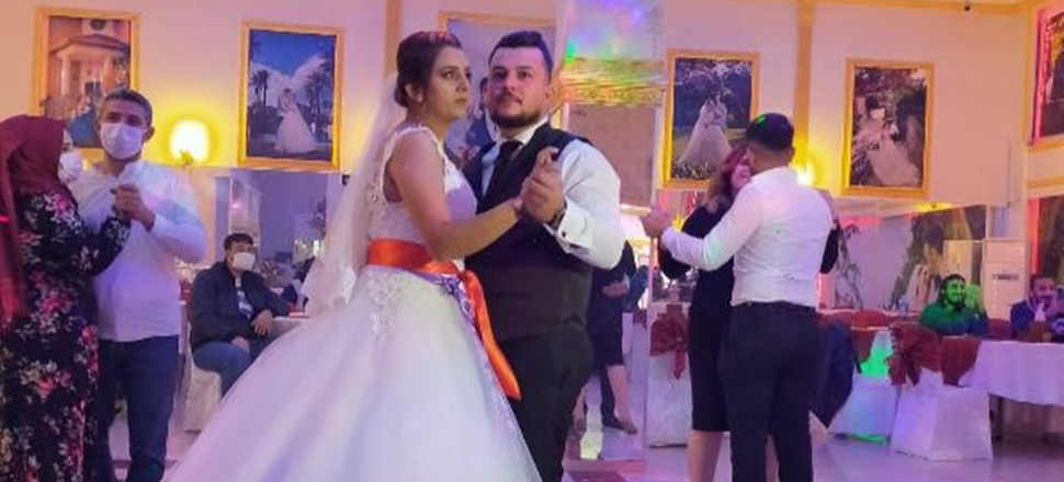4 gün önce evlenmişti... Korona Özlem'i de aldı