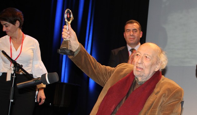 Ara Güler'e onur ödülü