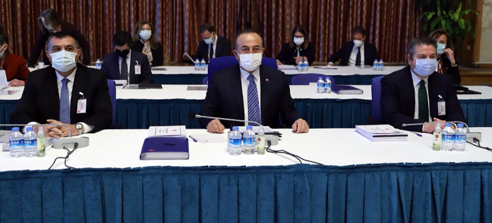 Çavuşoğlu: Biberi, kırmızı karta tercih ederim