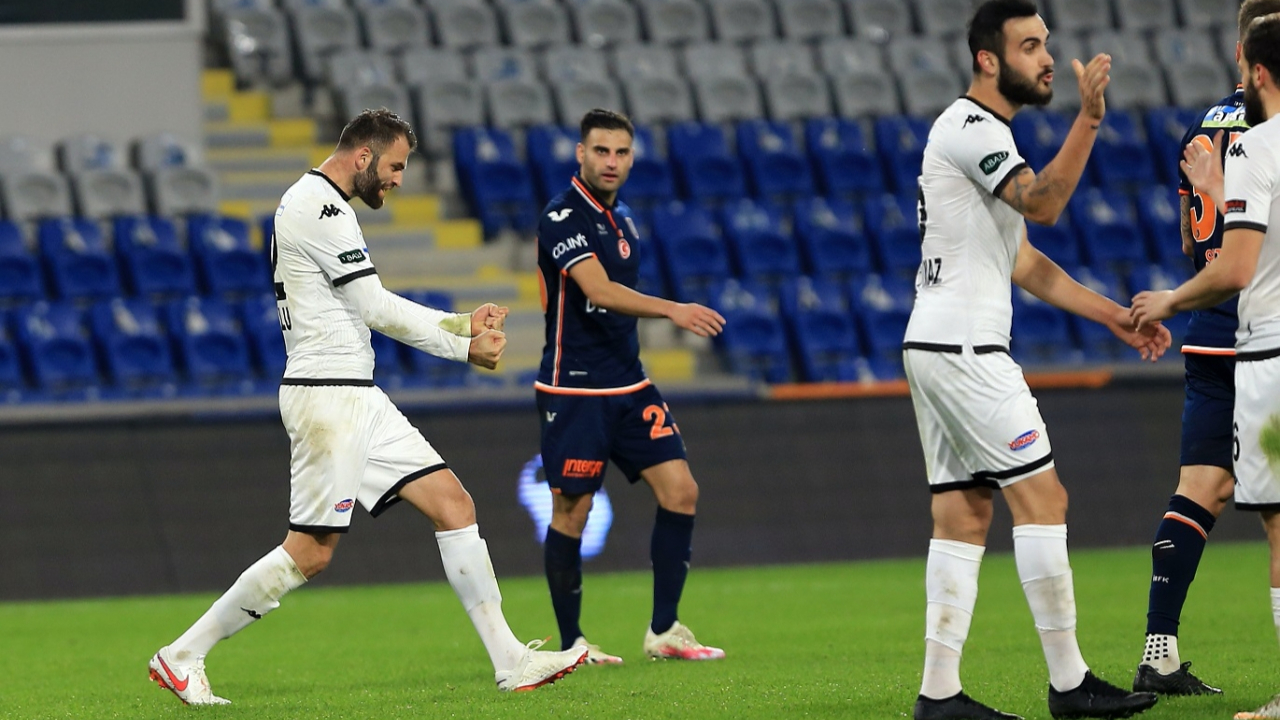 Kenan Atik: Denizlispor onuruyla, şerefiyle kendine yakışan futbolu oynar