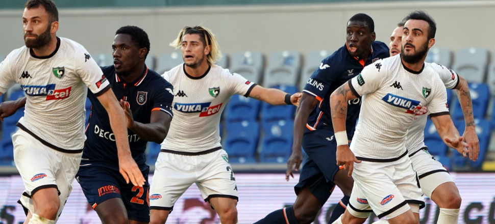 Denizlispor, Medipol Başakşehir deplasmanında zoru başardı