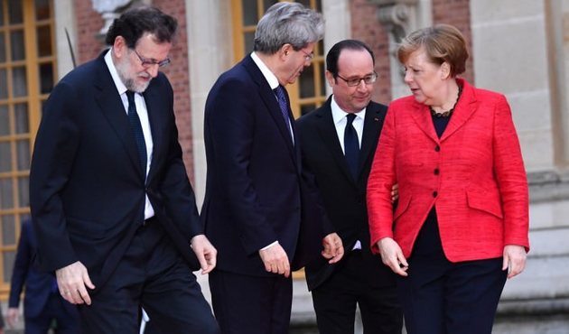 Merkel'den AB'yle ilgili kritik açıklama