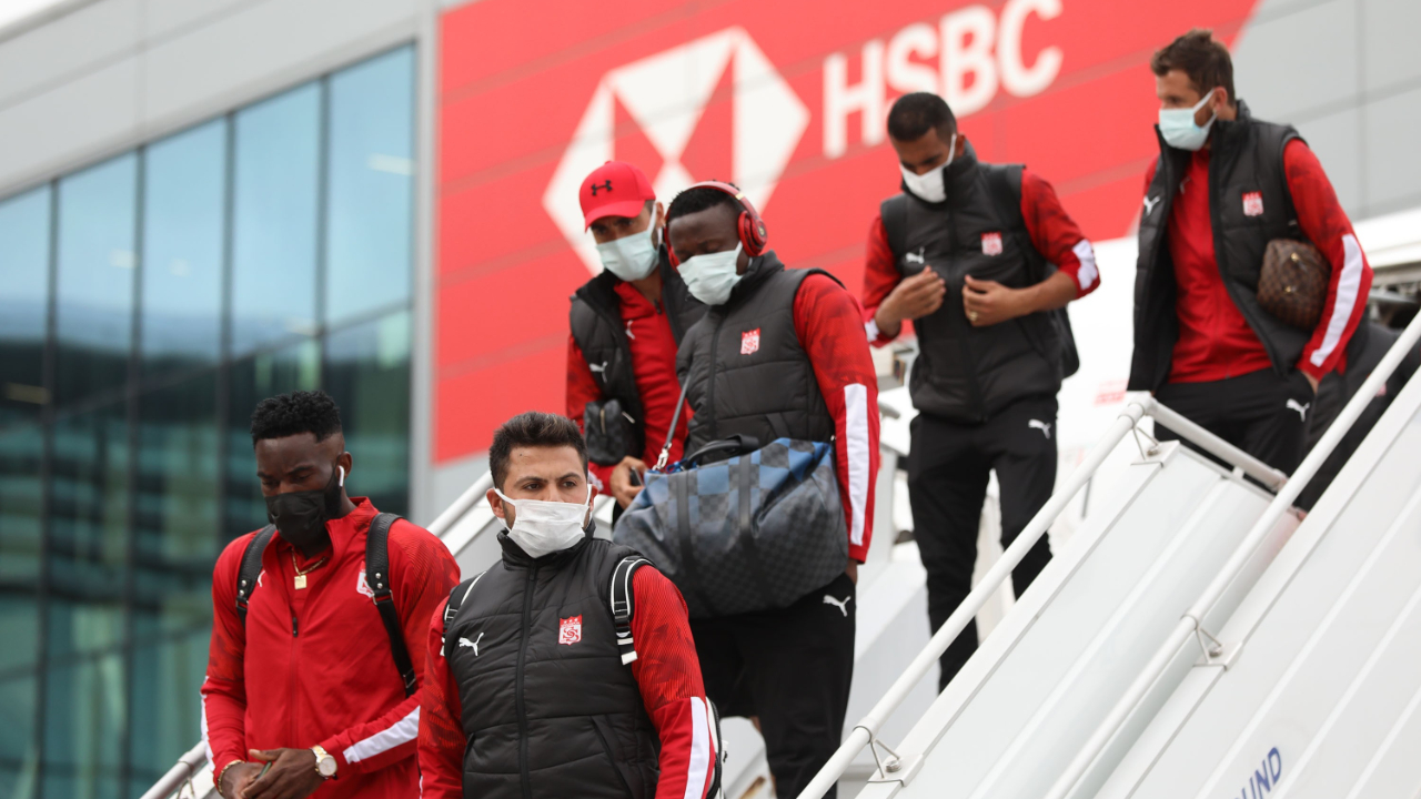 Sivasspor, Karabağ maçı için İstanbul'da