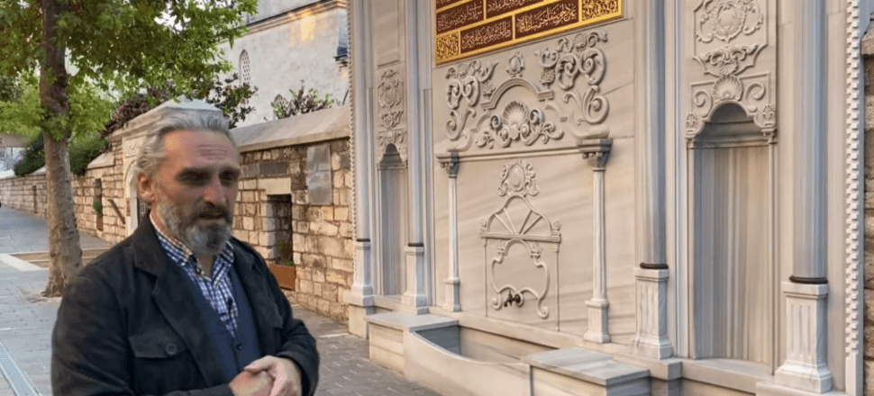 AK Parti'li Çamlı o kitabenin başında cevap verdi