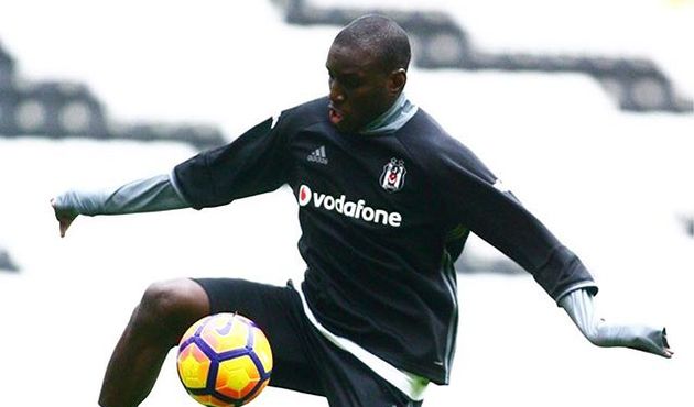 Demba Ba'nın antrenmandaki formu şaşkına çevirdi!