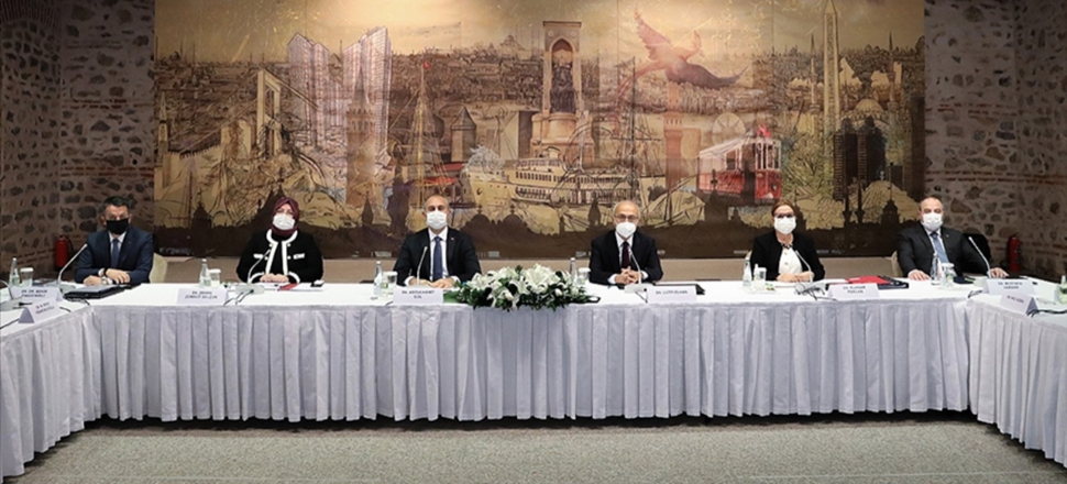 6 bakan TOBB üyeleriyle bir araya geldi