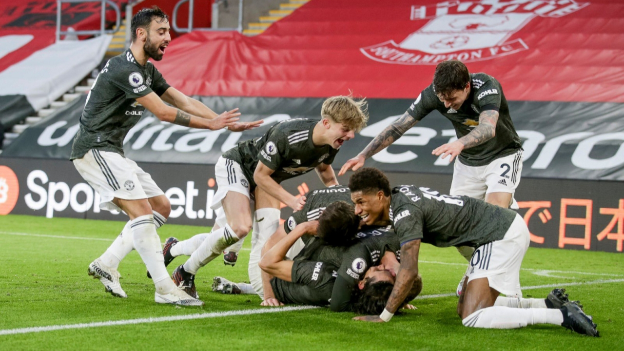 Manchester United'dan Southampton deplasmanında müthiş geri dönüş