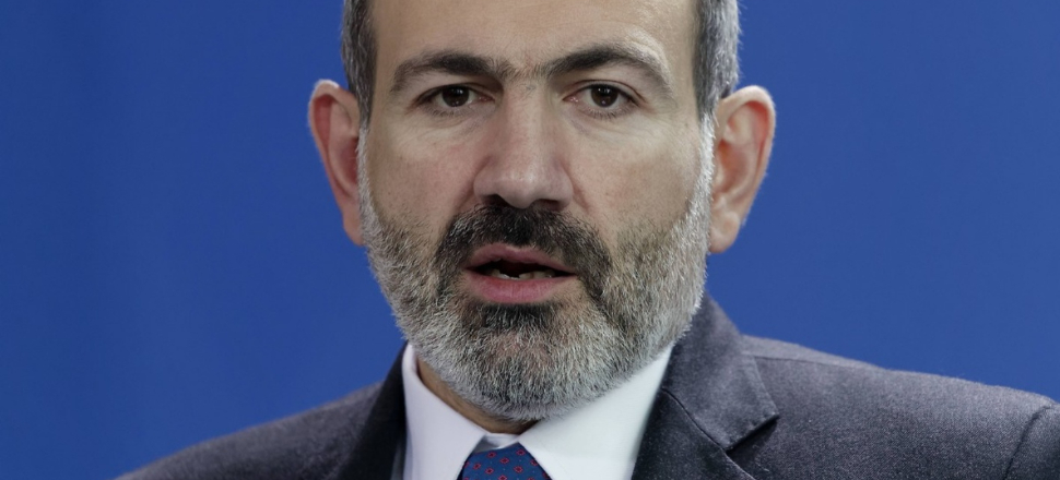 Cumhurbaşkanı da istifasını istedi