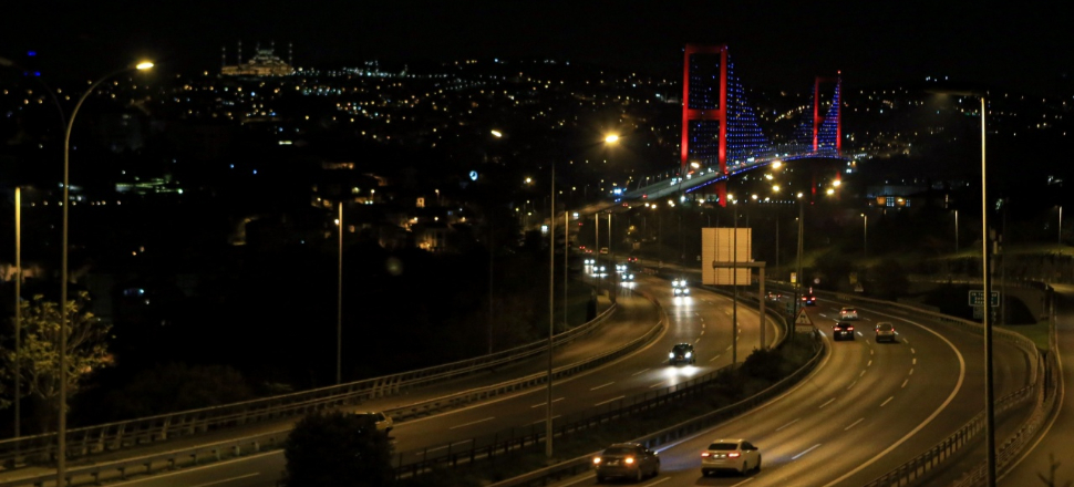 Kısıtlama bitti, İstanbullu yollara düştü