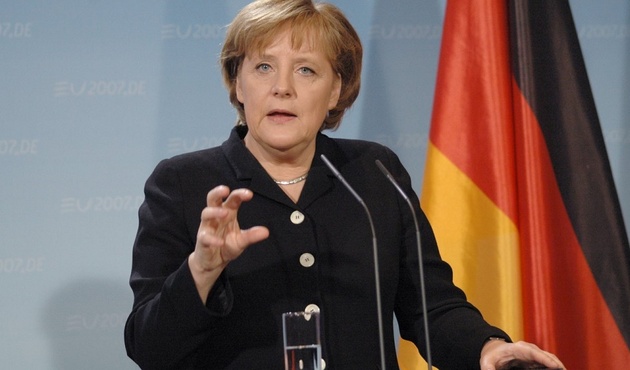 Merkel'e hedef gösterdiği Belediyeler Birliği'nden sert tepki!