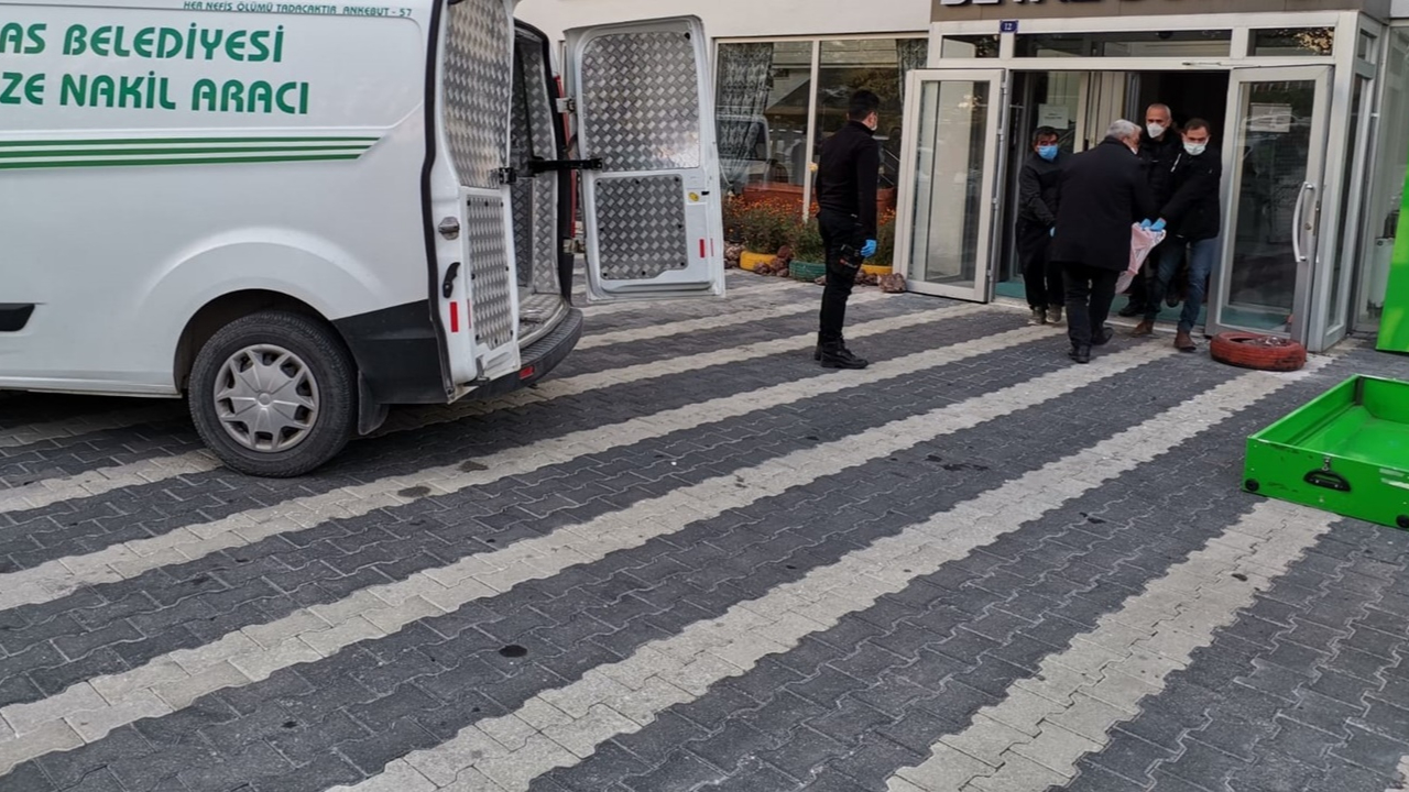 Korkunç olay! Genç kız rezidansta kendini astı