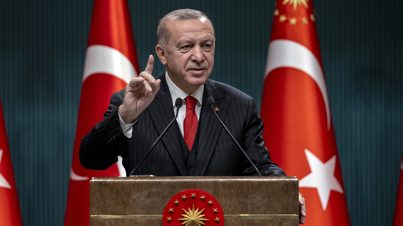 Erdoğan: Türk ordusuna hakaret edenleri bu millet affetmez