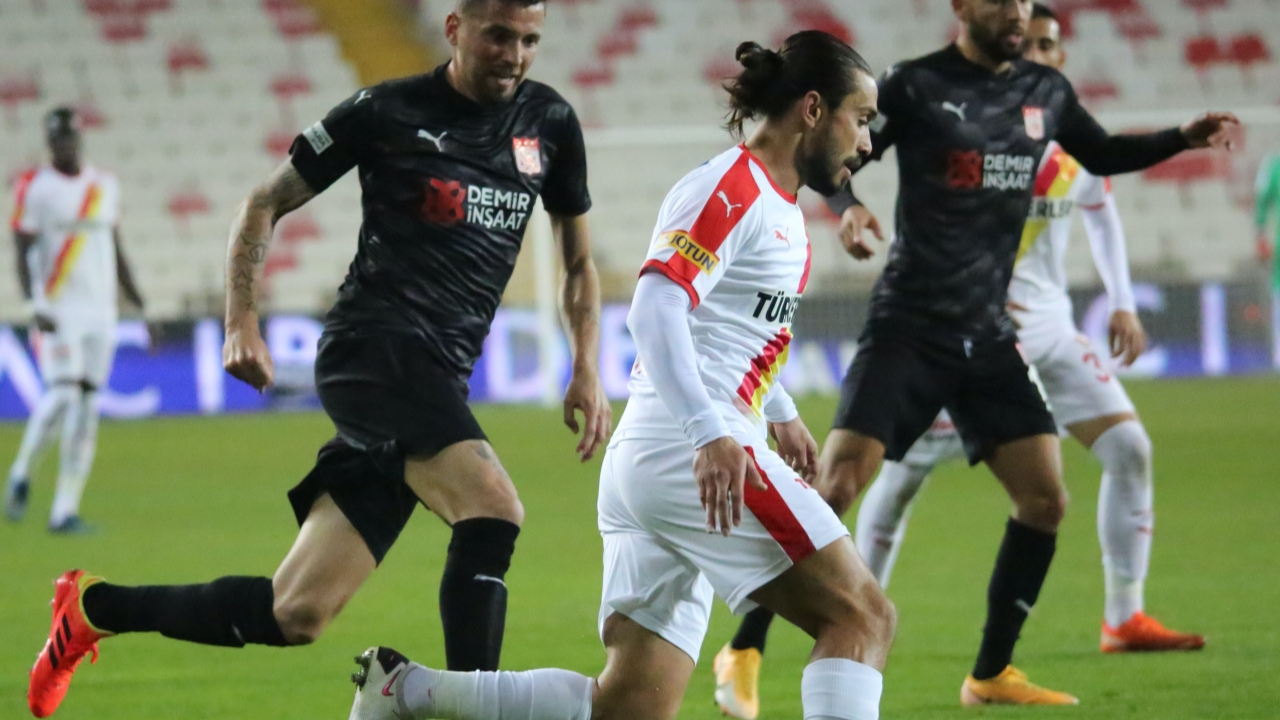Göztepe ilk deplasman galibiyetini Sivas'ta elde etti
