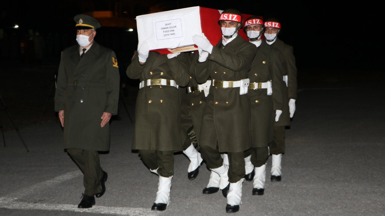Sözleşmeli onbaşı kazada şehit oldu