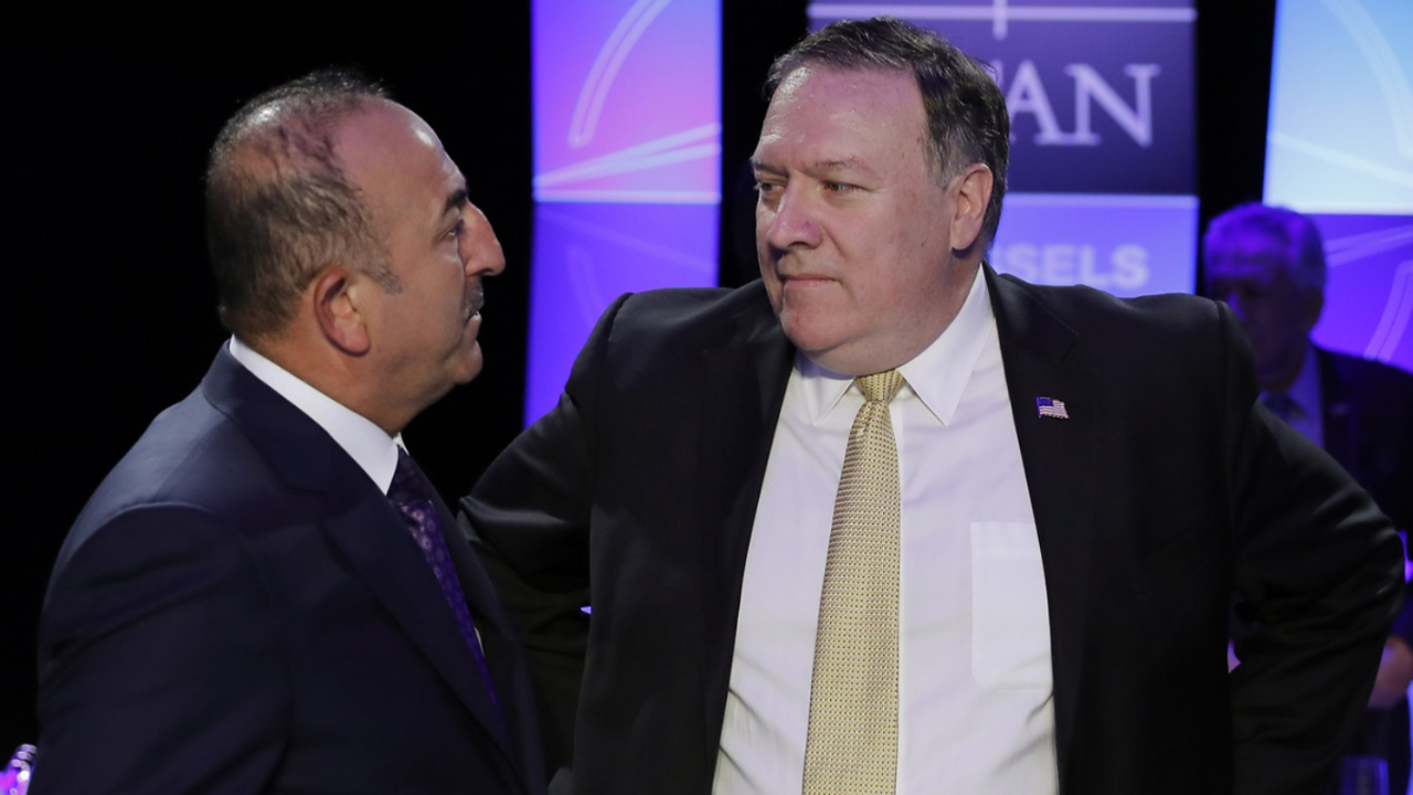 Pompeo'ya ağzının payını Çavuşoğlu verdi
