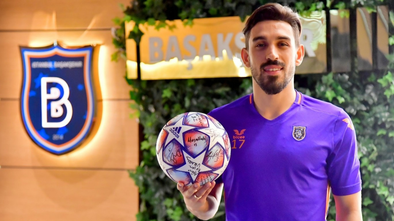 İrfan Can Kahveci, Devler Ligi'nin en iyi 11'ine seçildi