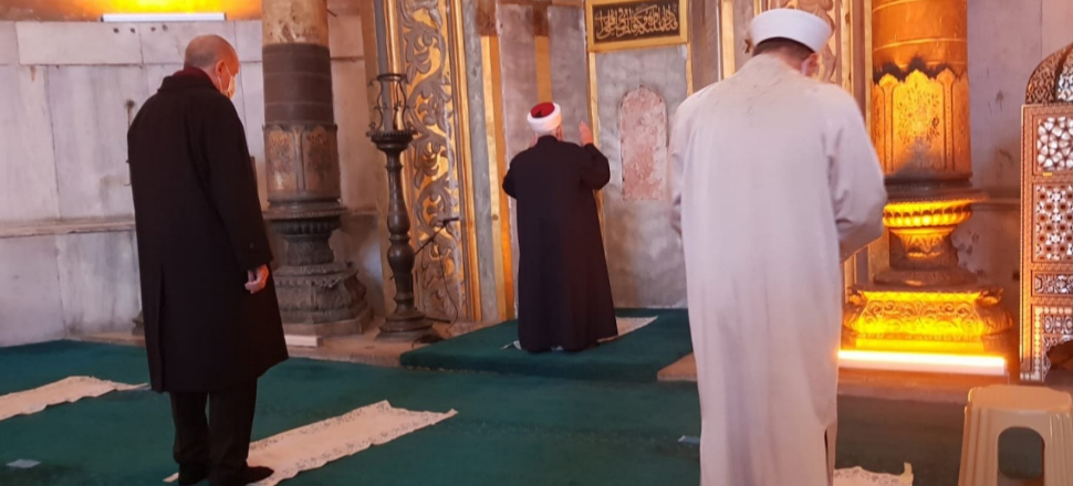 Cuma namazında anlamlı detay