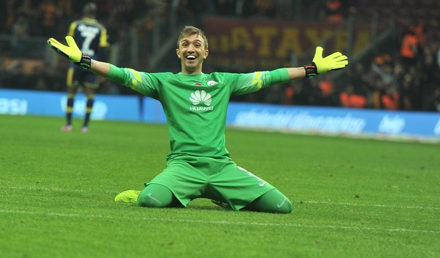 Galatasaray kalecisi Muslera'ya El Bab sürprizi! / Özel Haber