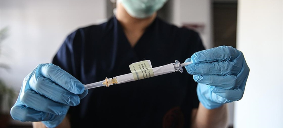 Pfizer'den umut bağlanan aşı için korkutan açıklama