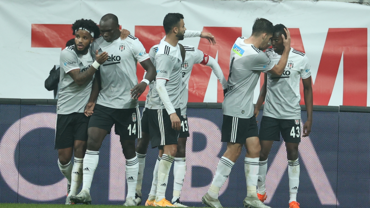 Beşiktaş seriye taktı; son kurban Kasımpaşa
