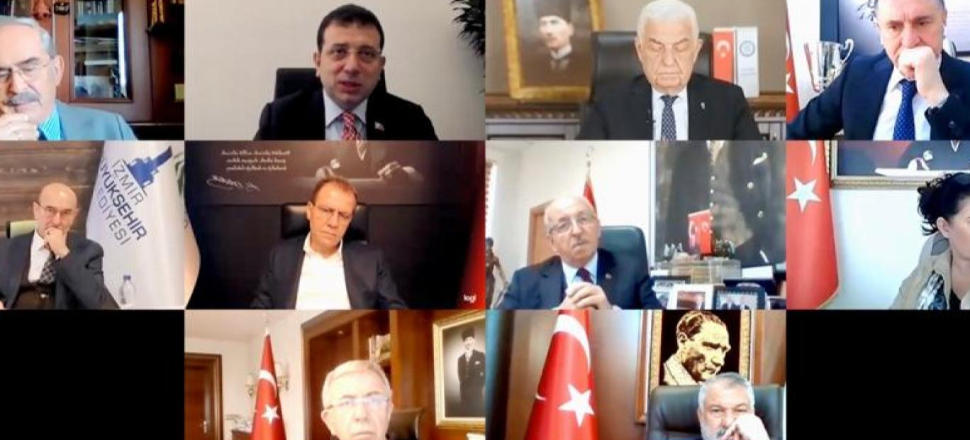 CHP'li 10 Başkan yine algıya oynadı