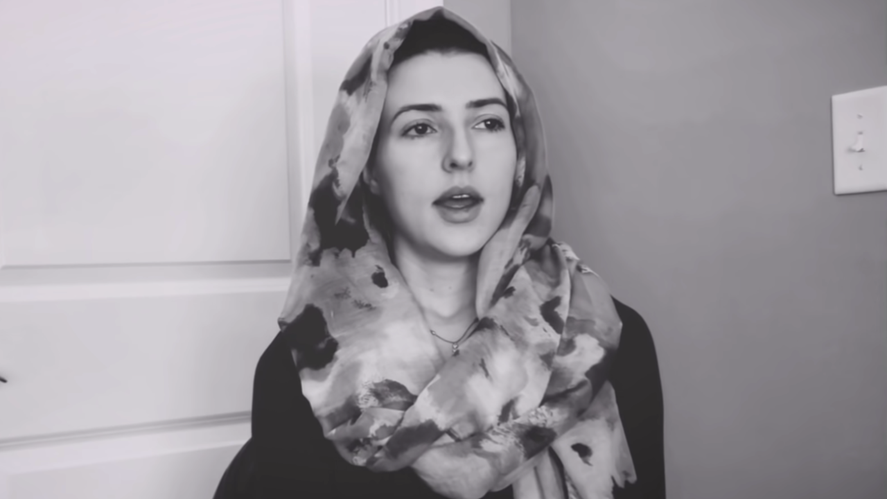 YouTube'de okuduğu Âmene’r-Rasûlü ile rekor kırdı