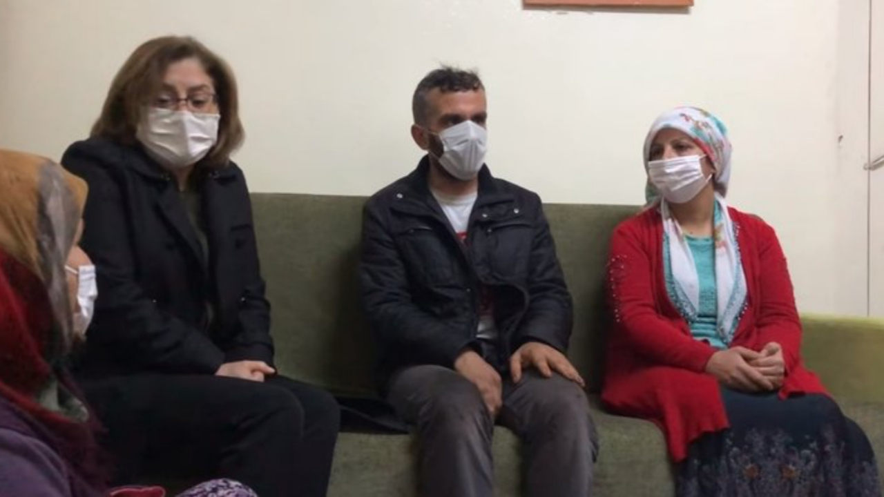 Televizyonu olmadığı için kısıtlamadan haberi olmayan vatandaşa ziyaret