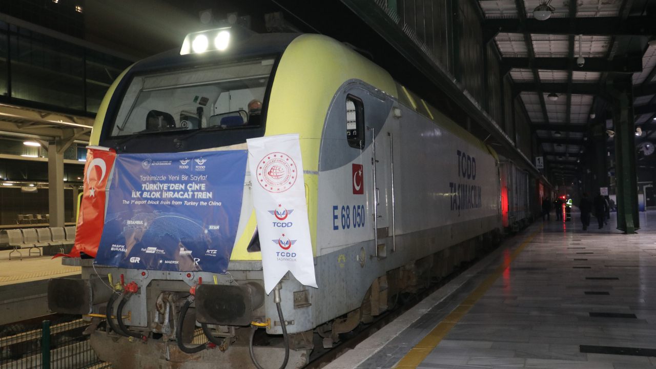 İstanbul'dan Çin'e gidecek yük treni Ankara'da